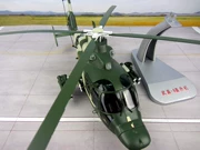 Thẳng 9 máy bay trực thăng vũ trang mô hình thẳng chín Z9 máy bay trực thăng tĩnh hợp kim quân sự máy bay mô hình 1:32