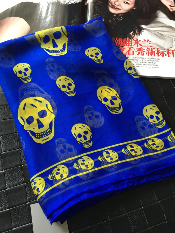 5 yellow head with blue backgroundSale wheat skull Classic style real silk Silk scarf female spring and autumn sunshade mulberry silk Large square towel Shawl scarf