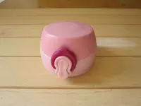 Глубокая розовая крышка