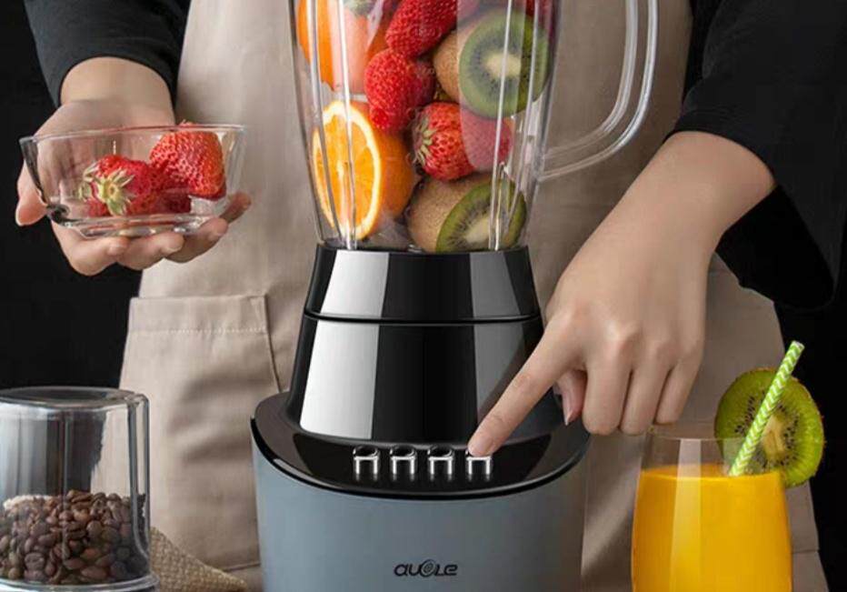 夏季爱鲜榨果汁消暑,选好榨汁机是关键