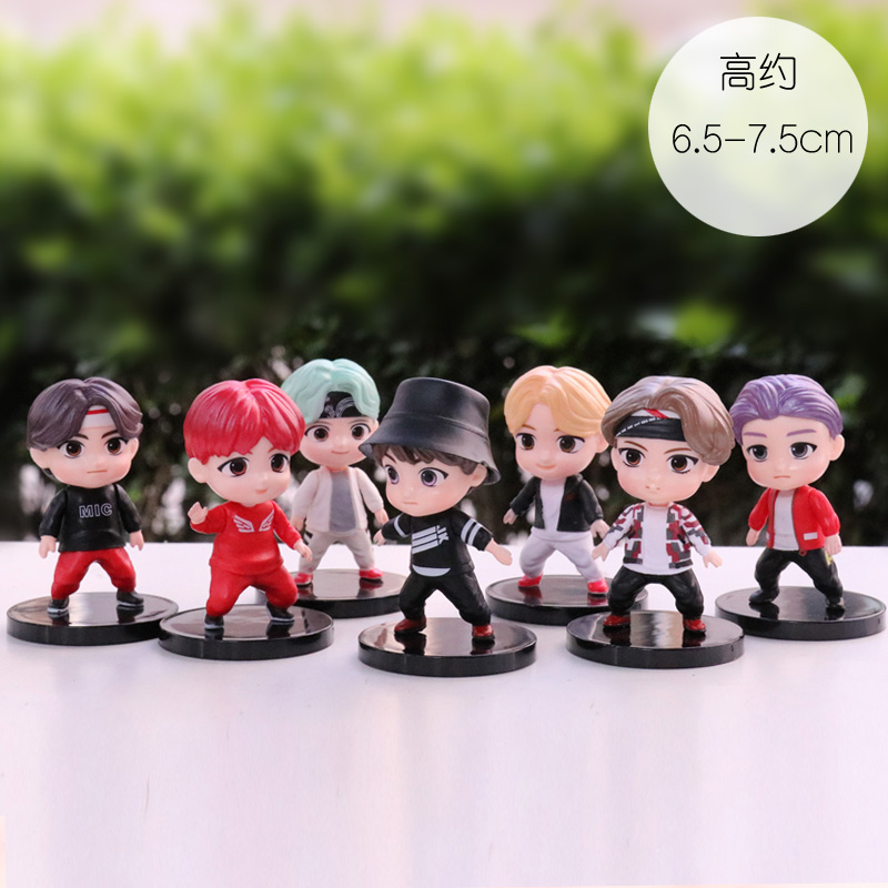 A Set Of 7 Simple Clothes For The Second Generation Youth League Of Standing Posturenew pattern Bulletproof Youth League periphery Garage Kit Blind box doll the republic of korea popularity men's team event Star image Model Small ornament