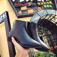 Martin boot nữ mùa thu đông 2018 kiểu mới đinh tán đinh tán kiểu mới dày với giày cao gót nhọn với giày cao gót boot nữ cổ thấp