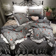 Mùa đông một bông b pha lê nhung bốn mảnh phong cách công chúa dày ấm flannel bông chăn chăn - Bộ đồ giường bốn mảnh