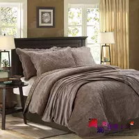 Bộ đồ giường mới bốn mùa với bông hoa sang trọng được chần bằng chăn trải giường mùa xuân và mùa thu điều hòa là tấm chăn dày ga giuong dep
