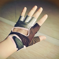 Phòng tập thể dục của phụ nữ Half Finger Wear và thiết bị cổ tay Găng tay thể thao Quay xe đạp Trọng lượng đào tạo Đào tạo Găng tay bao tay nam