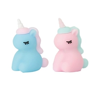 Два единорога