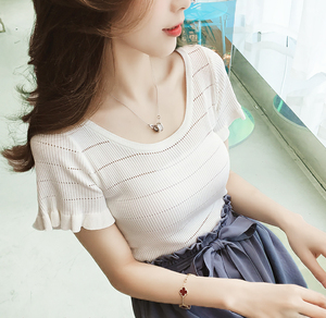 2018 mùa hè mới cánh hoa tay áo băng lụa openwork áo len của phụ nữ phần mỏng đầu màu rắn xù đáy áo sơ mi