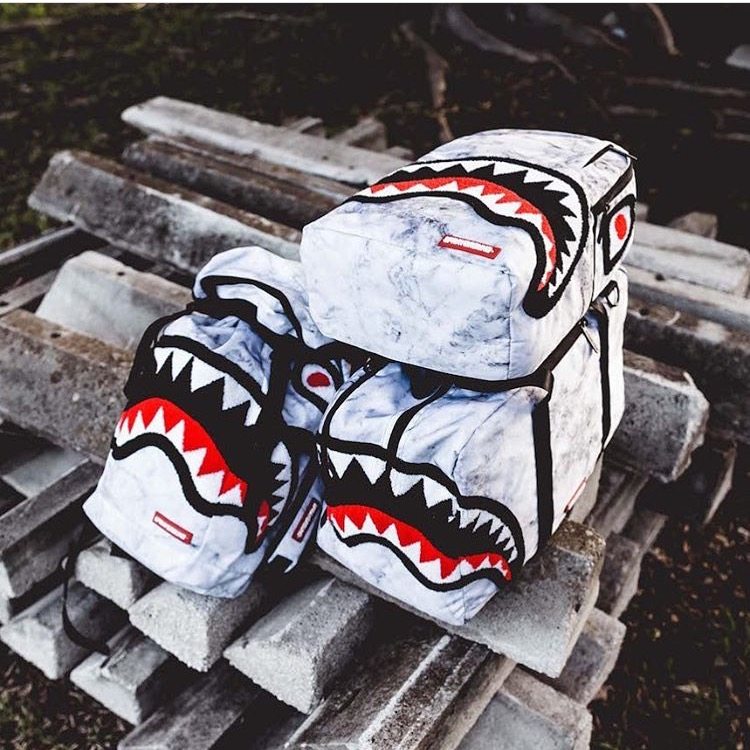 White Marble Furry Shark Mouth 