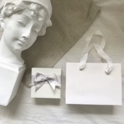 [Doux air] lễ hội hoa tai trắng tinh khiết của phụ nữ vòng cổ nhẫn trang sức hộp quà tặng không bắn một lần - Nhẫn