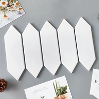 Форма стрелы белой матовой