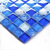 Темно -синяя раковина