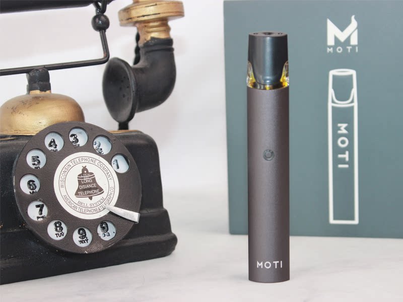 传统香烟危害大,moti电子烟评测!