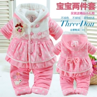 Quần áo trẻ sơ sinh và trẻ em mùa đông 3 nữ bé 6 tháng 9 quần áo mùa thu và mùa đông 0 quần áo cotton mỏng 1 tuổi 2 hai bộ trang phục quần lót trẻ em