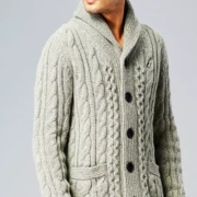 Vintage dày que đan xoắn áo len dày InPark giá trị nam kích thước lớn mỏng màu xanh lá cây cổ áo len cardigan