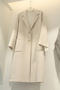 Chống mùa áo khoác nữ áo len trong phần dài của phiên bản Hàn Quốc của gạo thẳng trắng áo len giải phóng mặt bằng bán khuyến mại của phụ nữ triều áo măng tô nữ