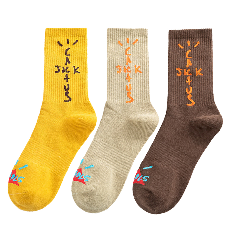 Yellow + Ivory Grey + Coffeetravisscottts Socks male Chaopai With letters female Middle cylinder Europe and America af1 video game collocation dunksb