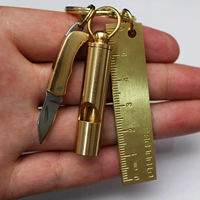 Складной нож, линейка, свисток