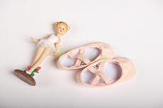 пуанты 陈婷普及版肉色芭蕾舞鞋/猫爪鞋/古典舞鞋/两底鞋/练功鞋52103