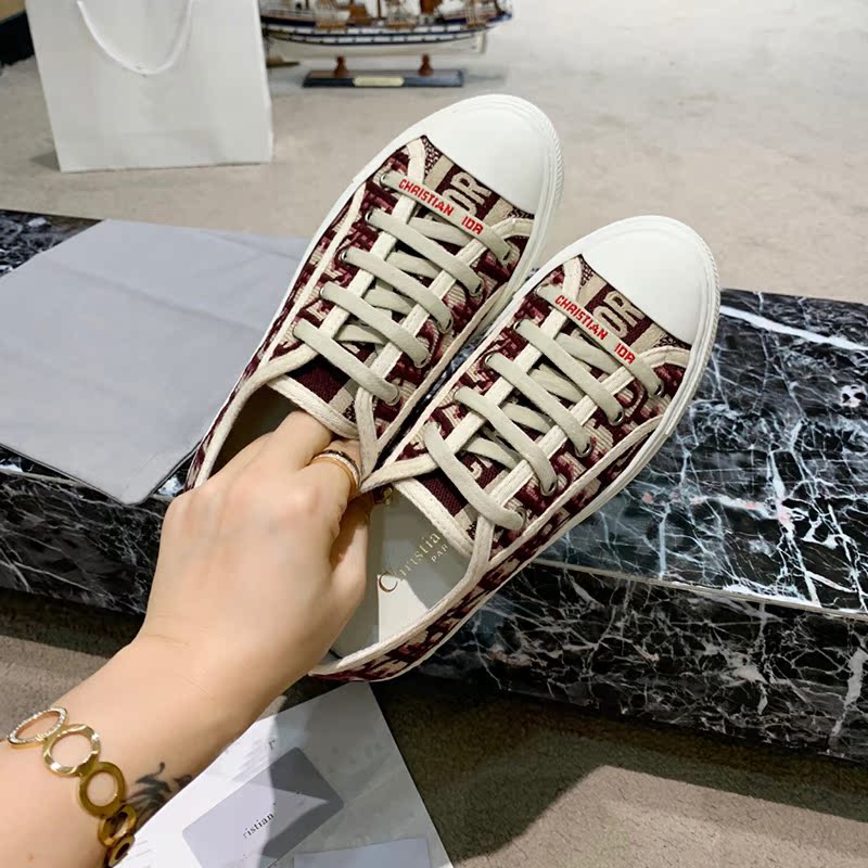 Wine Red Letters & Ding VersionTripod edition Diofide canvas shoe female 2021 summer new pattern Embroidery 3D letter Low Gang D home Versatile leisure time Men's Shoes