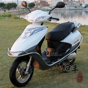 Thứ hai tay Wuyang Honda Rui Yu của phụ nữ xe máy 110 power xe máy xe nhiên liệu xe bốn thì du lịch