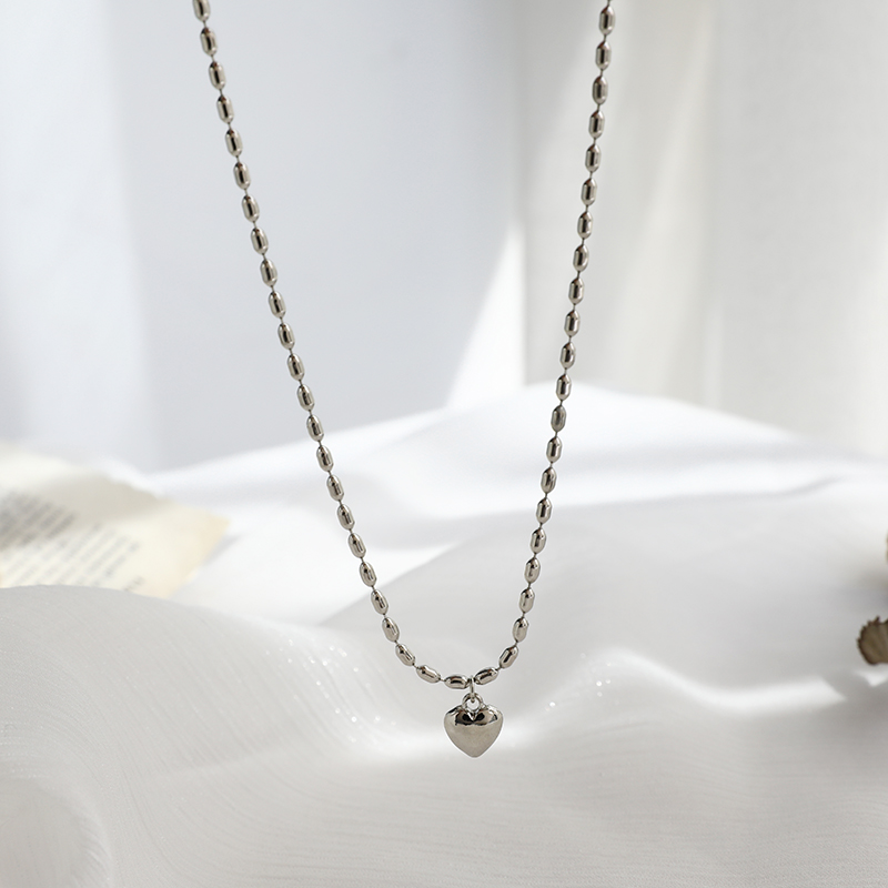 Love Necklace 2290lovely interest Retro Bear Necklace female ins men and women Internet celebrity Hip hop personality Simple and versatile have more cash than can be accounted for sweater chain