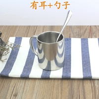 Есть два набора стаканов ушных чашек+ложка