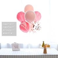 Розовая свежая столешница