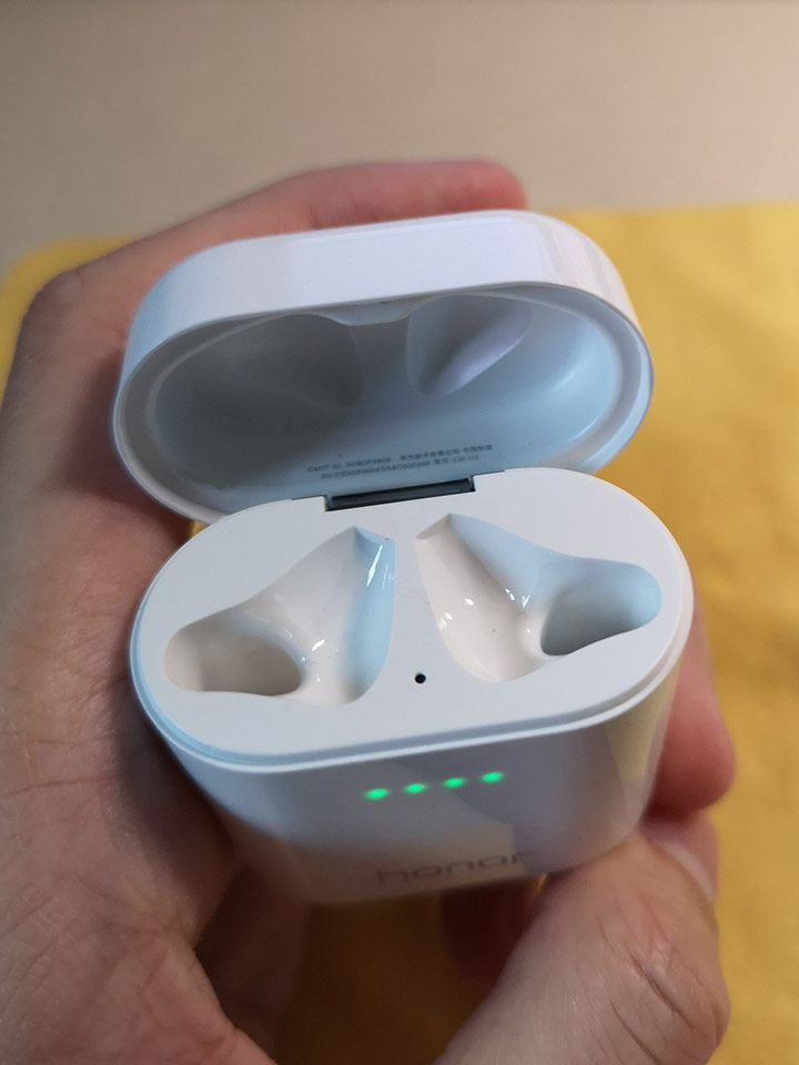 荣耀flypods蓝牙耳机