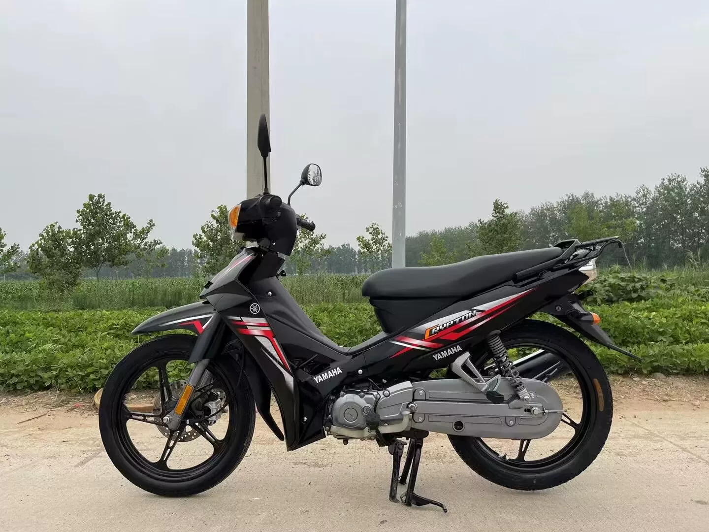 Б/у Yamaha C8 Candid Beam Мотоциклетное транспортное средство Saichi 110 Проглатывание топлива 125 помощь автомобиль оригинал подлинный