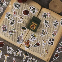 Светло -фиолетовые 2 коробки из 90 ретро -растений