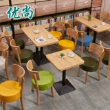 Пользовательские маленькие свежие столы и стул, бревенчатые столы для питания и стул закуски из фаст -фуда Столовые сиденье