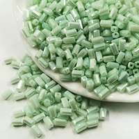 Светло-зеленый