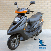 Được sử dụng ban đầu Yamaha Lingying 125CC xe máy du lịch nhiên liệu nam giới và phụ nữ được trang bị scooter bốn thì xe