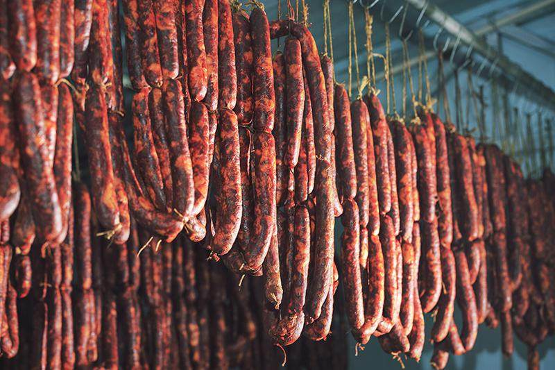 麻辣香肠腊肉肠自制烟熏腊肠