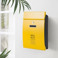 Желтая дверь+черное тело