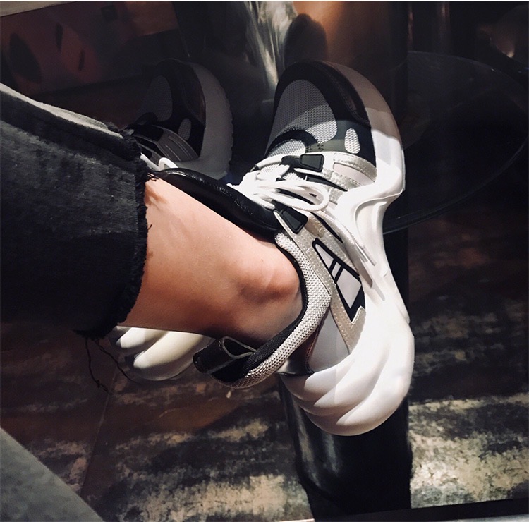 Silver GrayIns super fire V family arch bottom Daddy shoes female ventilation Thick bottom Muffin Frenulum leisure time motion increase Running shoes autumn