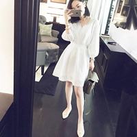 Châu Âu 2019 xuân mới phong cách châu Âu và Mỹ trang phục fan hâm mộ văn học Yang Yang là váy ren trắng mỏng nữ - Sản phẩm HOT đầm đẹp giá rẻ