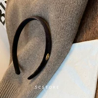 Scstore импортируется из Южной Кореи.Celly Retro Высокоуровневый бархатный ручной работы Metal Cardpole кошелек для волос FG-1