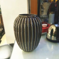 Римский цветочный горшок с трещиной - дымчато-серый