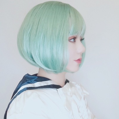 taobao agent Two -dimensional stage performance short straight hair Harajuku colorful gray powder green wigs of cartoons cos whole top