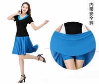 Синий костюм