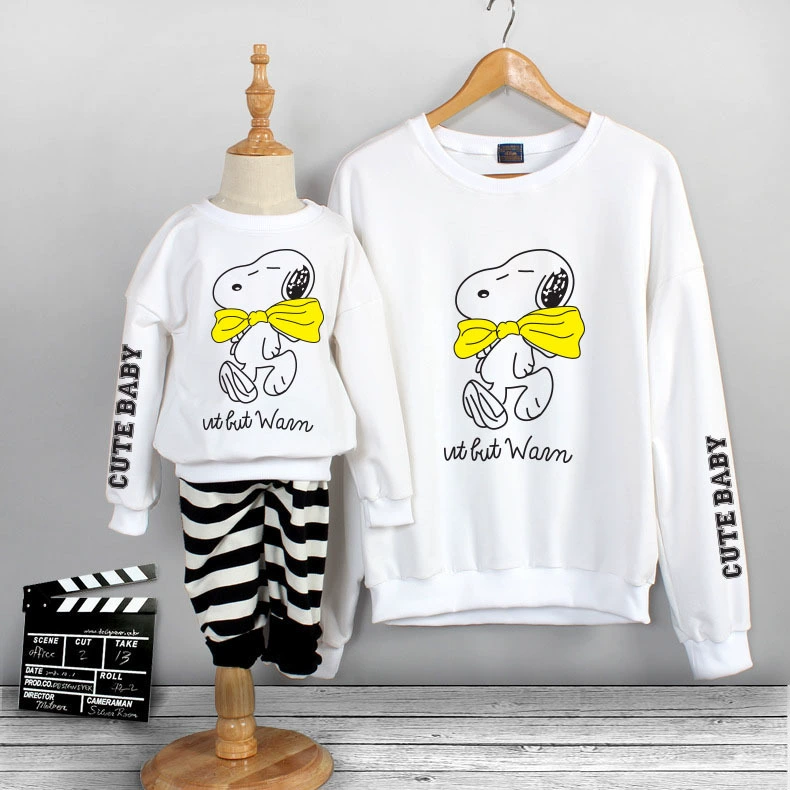 Phim hoạt hình gia đình Snoopy gồm ba chiếc áo thun dài tay bố mẹ-con gia đình mẹ-con mẹ con gái cha-con trai phù hợp với áo len mùa xuân và mùa thu - Trang phục dành cho cha mẹ và con