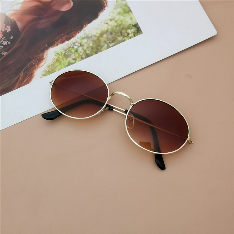 Double Tea2021 new pattern Sunglasses Ocean slice Transparent red Street shot fashion glasses ma'am Sunglasses wholesale Hip hop Small frame