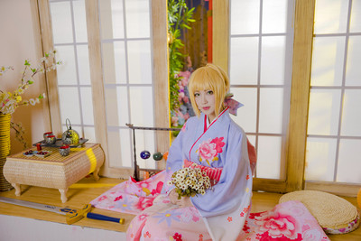 taobao agent [Yifangge] Custom!Fatefo My King Saber is sunny with the axle and the kimono kimono cosplay women's clothing