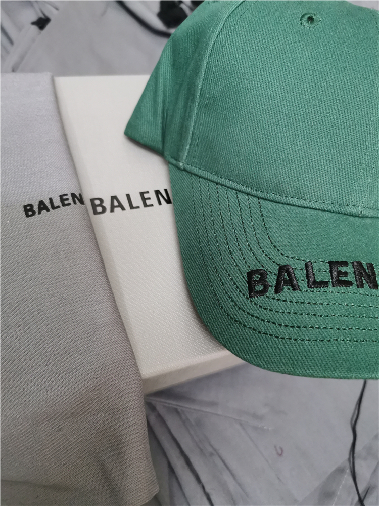 New Dark Green2021 new pattern Europe Home B Hat New color Embroidery letter Versatile Baseball cap peaked cap Star men and women Same