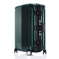 Темно-зеленый