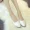 Giày trắng nhỏ nữ mùa thu nhọn học sinh phiên bản Hàn Quốc của Dadong với nữ sinh trung học cơ sở Giày trắng hoang dã giày vải nữ thủy triều