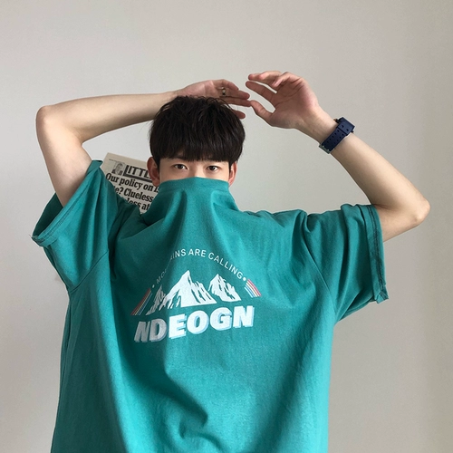Летняя парная одежда для влюбленных, трендовая брендовая зеленая футболка подходит для мужчин и женщин, свободный крой, в корейском стиле, короткий рукав