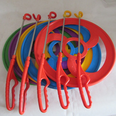 Катание обруча