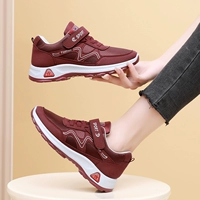 老北京布鞋 Нескользящая обувь для ходьбы, спортивная обувь, повседневная обувь для матери, коллекция 2023, для среднего возраста, мягкая подошва